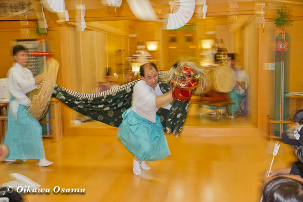 札幌村神社　2013　宵宮祭　神楽舞　獅子舞
