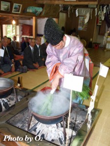 2005　瑞石神社　鎮釜湯立式