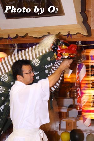 神楽舞　獅子舞