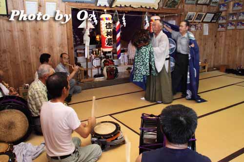 美和八幡神社　目名権現獅子舞　美和権現獅子舞