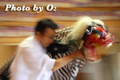 美和八幡神社　神楽舞　獅子舞