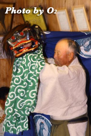 美和八幡神社　目名権現獅子舞　美和権現獅子舞